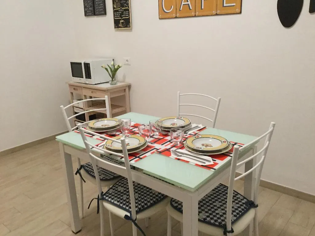 Home Sweet Home La Spezia 0*,  Italy